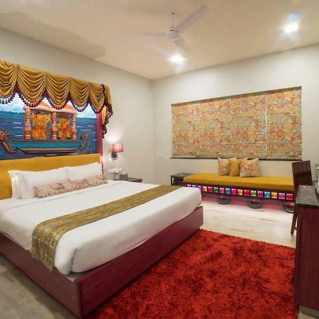 The Andhra Art & Craft Hotel Visakhapatnam Extérieur photo