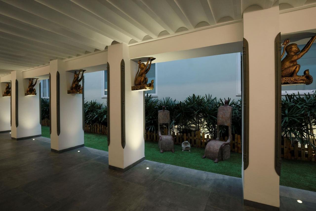 The Andhra Art & Craft Hotel Visakhapatnam Extérieur photo