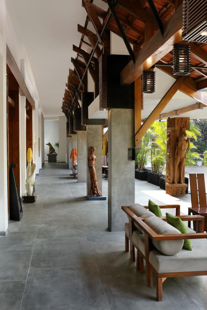 The Andhra Art & Craft Hotel Visakhapatnam Extérieur photo